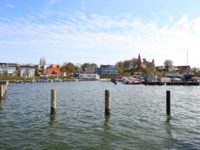 Ferienwohnung Zeitlos mit Sund- und Seeblick Altefähr